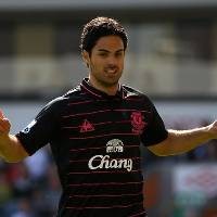 Dramatis, Everton Bekuk Blackburn