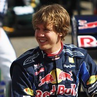 Vettel: Nama Besar Schumacher Tak Tersentuh