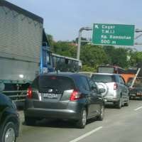Tol JORR Arah Pondok Indah Macet 6 Km