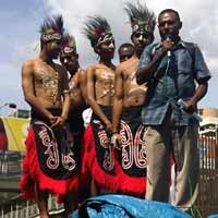 Pendukung Bupati Boven Digoel Demo KPK