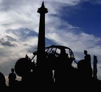Menaklukkan Batu Cadas di Monas