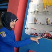 Aneka Pernik Penjinak Api untuk Anak-anak