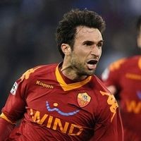 Hujan Kartu, Roma Menangi Derby