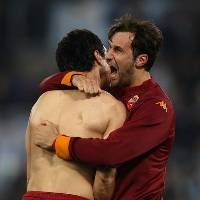 Jalan Berliku Menuju Gelar