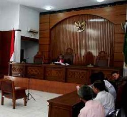 Kredibilitas Saksi Ahli OC Kaligis dan Chairul Huda Dipertanyakan