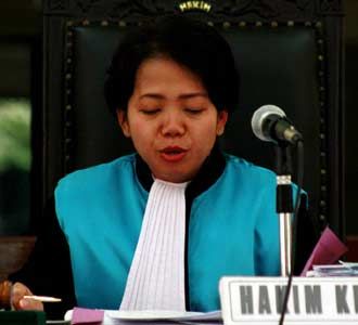 Hakim Kabulkan Gugatan dr Lucky
