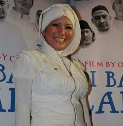 Penipu Tertangkap, Five Vi Santai