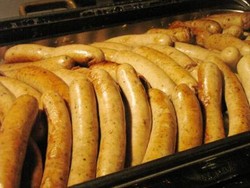 Kenyal-kenyal Gurih Bratwurst