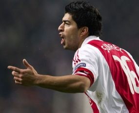 Spurs Jajaki Luis Suarez