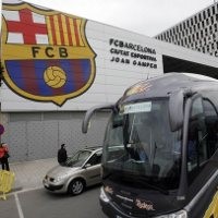 Lalui Jalur Darat, Barca Protes UEFA