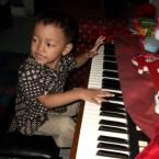 Kelana Rimba Sejati, 3,5 Tahun; Lelaki; m