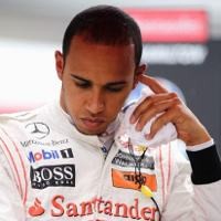 Ecclestone: Berhenti Memprotes Hamilton
