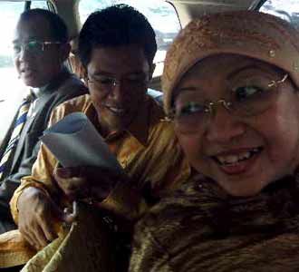 Lily Wahid & Akbar Faizal Kawal Misbakhun