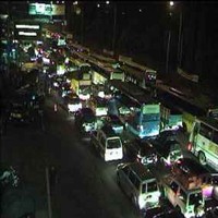 Lampu Jalan Tol Jakarta Cikampek Antara Hidup dan Mati