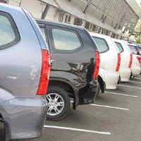 Harga Mobil Haram Turun?