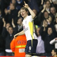 Betah, Pavlyuchenko Urung Hengkang