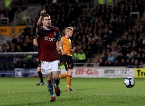 Atasi Hull, Villa Geser Liverpool