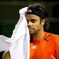 Gonzalez-Hewitt Rontok