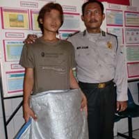 Numpang Truk, Ali Gasak Terpal