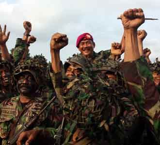 Penutupan Latihan Terpadu Korps Marinir