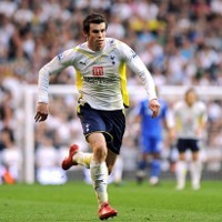 Setan Merah Kepincut Bale