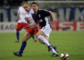 Hamburg-Fulham Berakhir Kacamata