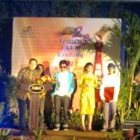 Emak Ingin Naik Haji Unggul di FFB 2010