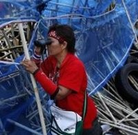 Kaos Merah Berjanji Akan Berdemo Lebih Agresif 