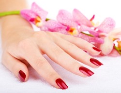 Beauty Tricks: Nail Dos & Donts