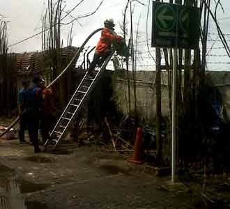 Kebakaran di Kampung Bandan