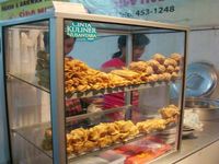 Cemilan Hangat di Warung Cak Uban