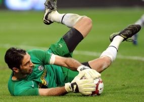 Buffon Tanda Tanya Lagi