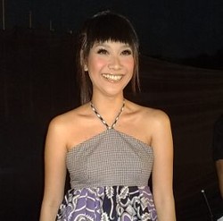 Gelar Pengajian, BCL Undang 50 Anak-anak