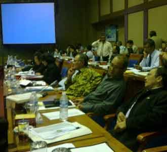 DPR-Pemerintah Sepakat TDL Naik 10%