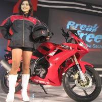 Yang Beda di Minerva R150 VX