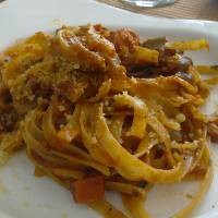 Lezatnya Pasta Bersaus Buntut