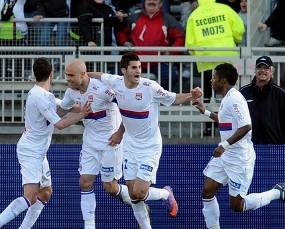 Bersandar Keangkeran Gerland