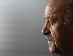 Del Bosque Siang-Malam Pikirkan Cedera Pemain