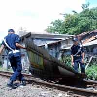 45 Bangli di Sepanjang Rel KA Ditertibkan