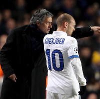 Mourinho Berisiko dengan Sneijder 
