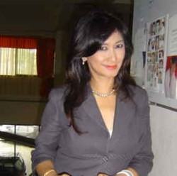 Nyalon Bupati, Zarima Ingin Benahi Kondisi Indonesia