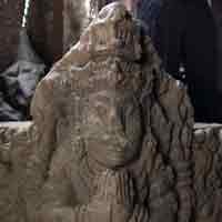 Warga Trowulan Temukan Arca Syiwa Berikat Kepala Ular Kobra