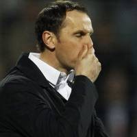 Di Ujung Musim Bochum Pecat Pelatih