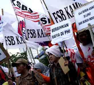 Buruh Serbu Istana Negara