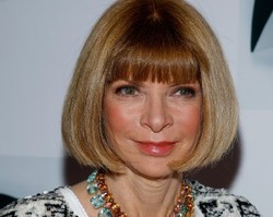 Lelang Magang di Vogue Laku Rp 420 Juta