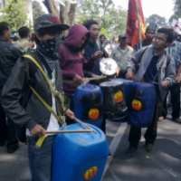 Aksi May Day di Bandung Berlangsung Damai
