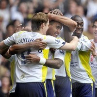 Spurs Bertahan di Zona Liga Champions