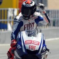 Tekuk Pedrosa, Lorenzo Luar Biasa