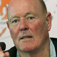 Hatcher Masih di Jakarta, Sangkal Mencuri Harta Karun