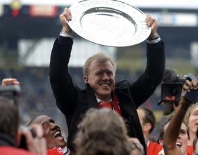 McClaren Juara di Luar Inggris